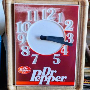 Vintage 1980s Dr Pepper Wall Clock Wood Grain Plastic Howard Company